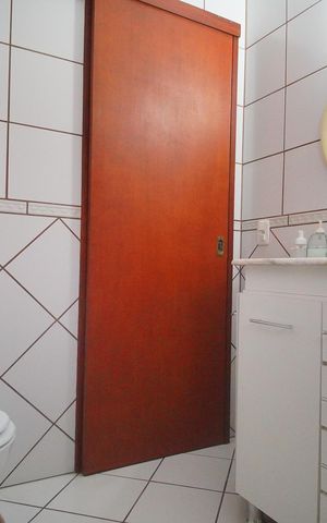 Casa à venda com 150m², 3 quartos e 2 vagasBanheiro da Suíte