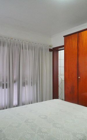 Casa à venda com 150m², 3 quartos e 2 vagasSuíte