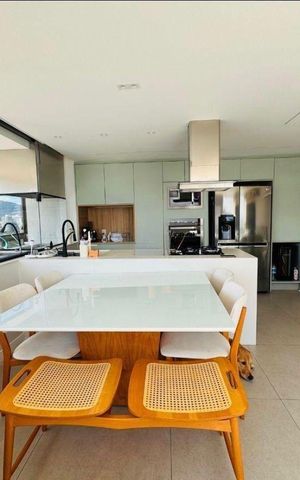 Apartamento à venda com 130m², 2 quartos e 1 vaga Apartamento à venda com 130m², 2 quartos e 1 vagaSala