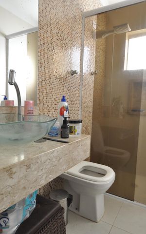 Casa à venda com 135m², 3 quartos e 3 vagasBanheiro Social