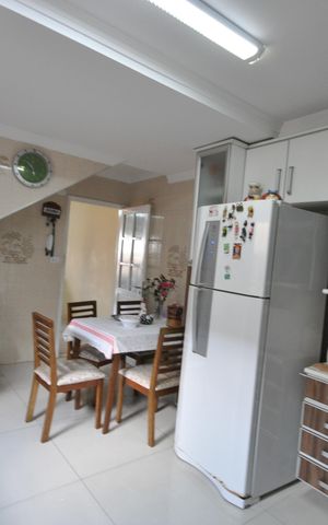 Casa à venda com 135m², 3 quartos e 3 vagasCozinha