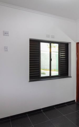 Casa à venda com 451m², 6 quartos e 14 vagas Casa à venda com 451m², 6 quartos e 14 vagasSuíte 2