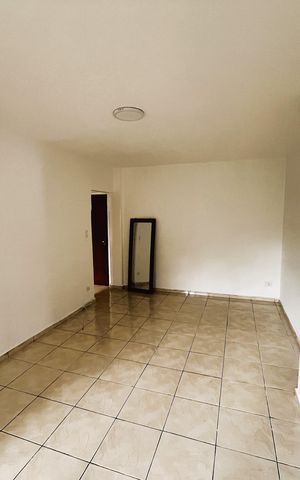 Apartamento à venda com 70m², 2 quartos e 1 vagaSala
