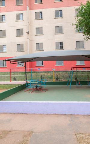 Apartamento à venda com 45m², 2 quartos e 1 vaga Apartamento à venda com 45m², 2 quartos e 1 vagaÁrea comum - Playground
