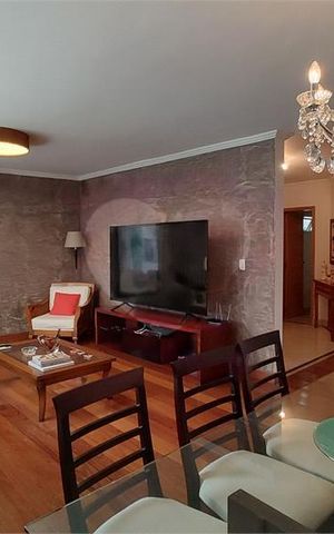 Casa à venda com 260m², 4 quartos e 4 vagas