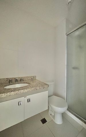 Apartamento à venda com 67m², 2 quartos e 1 vaga Apartamento à venda com 67m², 2 quartos e 1 vagaBanheiro