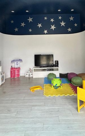 Apartamento à venda com 67m², 2 quartos e 1 vaga Apartamento à venda com 67m², 2 quartos e 1 vagaBrinquedoteca
