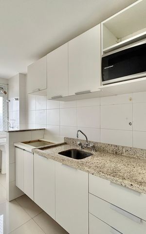 Apartamento à venda com 67m², 2 quartos e 1 vaga Apartamento à venda com 67m², 2 quartos e 1 vagaCozinha