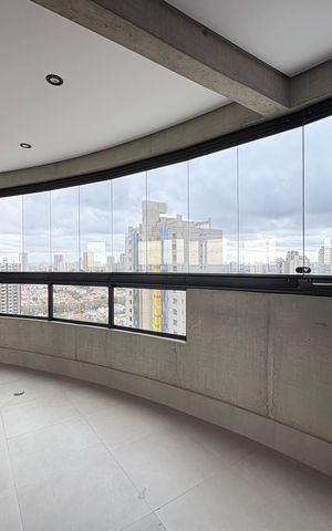Apartamento à venda com 88m², 2 quartos e 2 vagas Apartamento à venda com 88m², 2 quartos e 2 vagasVaranda