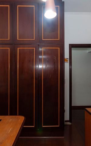 Casa de condomínio à venda com 229m², 4 quartos e 2 vagas Casa de condomínio à venda com 229m², 4 quartos e 2 vagasQuarto 1