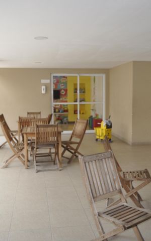 Apartamento à venda com 68m², 3 quartos e 1 vagaÁrea comum