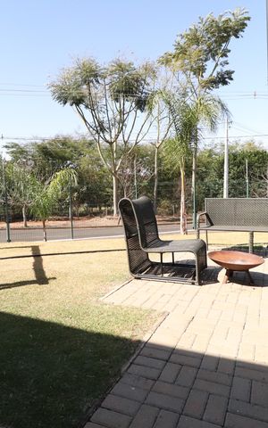 Casa de condomínio para alugar com 212m², 3 quartos e 3 vagasÁrea comum - Playground