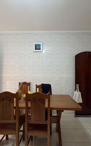 Casa à venda com 147m², 3 quartos e 3 vagas Casa à venda com 147m², 3 quartos e 3 vagasCozinha