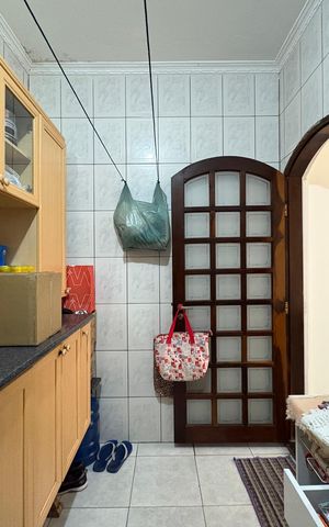 Casa à venda com 147m², 3 quartos e 3 vagas Casa à venda com 147m², 3 quartos e 3 vagasÁrea de Serviço