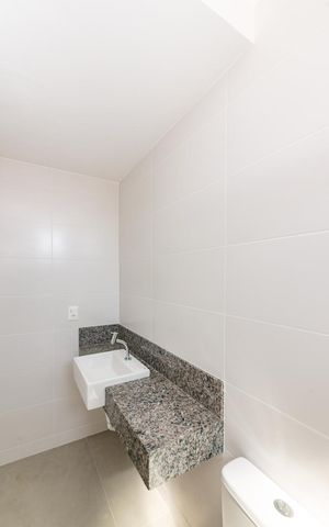Apartamento à venda com 73m², 2 quartos e 1 vaga Apartamento à venda com 73m², 2 quartos e 1 vagaBanheiro da Suíte 1