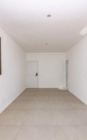 Apartamento à venda com 73m², 2 quartos e 1 vaga Apartamento à venda com 73m², 2 quartos e 1 vagaSala