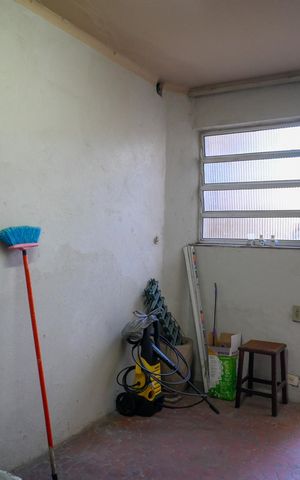 Casa à venda com 195m², 3 quartos e 2 vagas Casa à venda com 195m², 3 quartos e 2 vagasDepósito 2