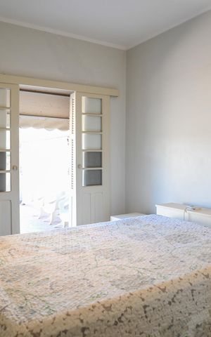 Casa à venda com 195m², 3 quartos e 2 vagas Casa à venda com 195m², 3 quartos e 2 vagasQuarto 1