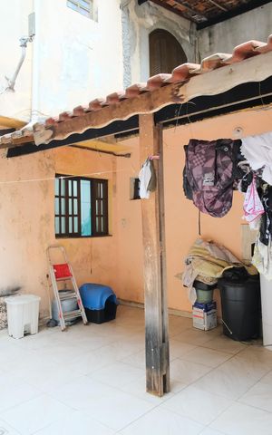 Casa à venda com 240m², 5 quartos e 2 vagasÁrea de Serviço