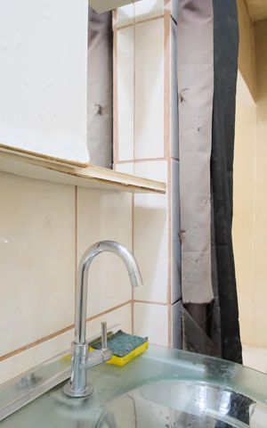 Casa à venda com 240m², 5 quartos e 2 vagasBanheiro da Edícula