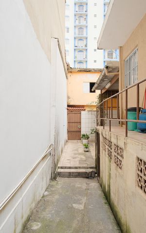 Casa à venda com 240m², 5 quartos e 2 vagasCorredor