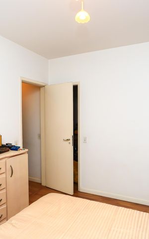 Apartamento à venda com 180m², 3 quartos e 2 vagas Apartamento à venda com 180m², 3 quartos e 2 vagasSuíte 2