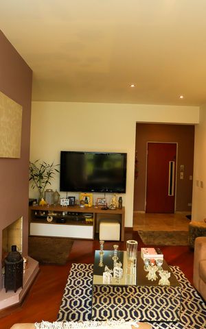 Apartamento à venda com 180m², 3 quartos e 2 vagas Apartamento à venda com 180m², 3 quartos e 2 vagasSala