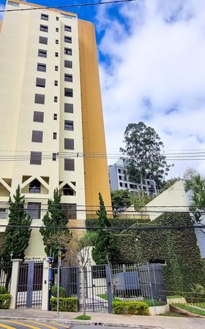 Apartamento à venda com 180m², 3 quartos e 2 vagas Apartamento à venda com 180m², 3 quartos e 2 vagasFachada