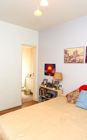 Apartamento à venda com 180m², 3 quartos e 2 vagas Apartamento à venda com 180m², 3 quartos e 2 vagasSuíte 2