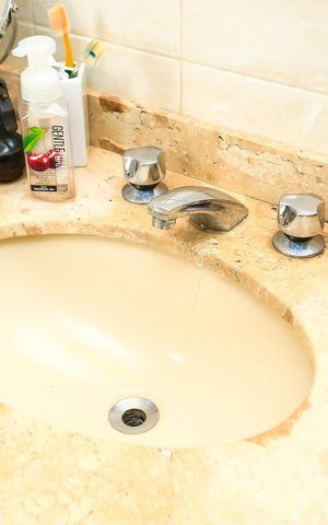 Apartamento à venda com 180m², 3 quartos e 2 vagas Apartamento à venda com 180m², 3 quartos e 2 vagasBanheiro da Suíte 3