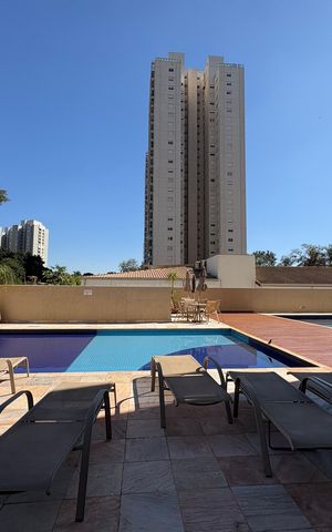 Apartamento para alugar com 126m², 3 quartos e 3 vagas Apartamento para alugar com 126m², 3 quartos e 3 vagasÁrea comum - Piscina
