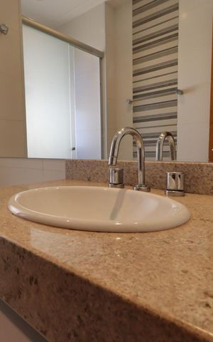Apartamento para alugar com 126m², 3 quartos e 3 vagas Apartamento para alugar com 126m², 3 quartos e 3 vagasBanheiro da Suíte 1