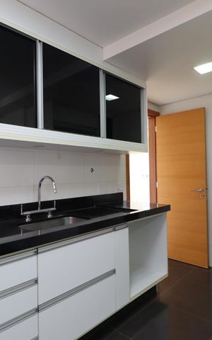 Apartamento para alugar com 126m², 3 quartos e 3 vagas Apartamento para alugar com 126m², 3 quartos e 3 vagasCozinha