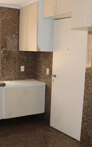 Apartamento à venda com 222m², 3 quartos e 2 vagasCozinha