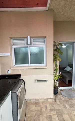 Apartamento à venda com 84m², 3 quartos e 1 vaga Apartamento à venda com 84m², 3 quartos e 1 vagaÁrea de Serviço