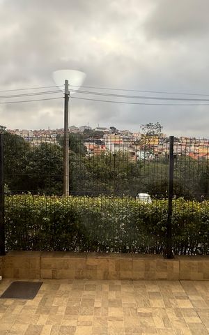 Apartamento à venda com 84m², 3 quartos e 1 vaga Apartamento à venda com 84m², 3 quartos e 1 vagaSuite Vista