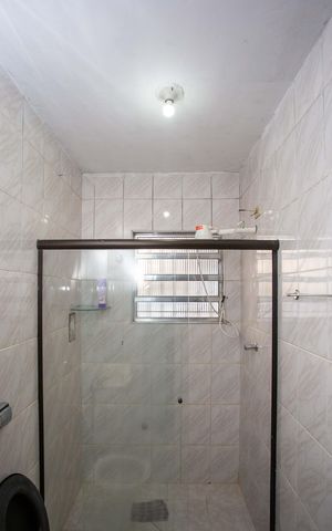 Casa à venda com 205m², 6 quartos e 2 vagasBanheiro Casa 2