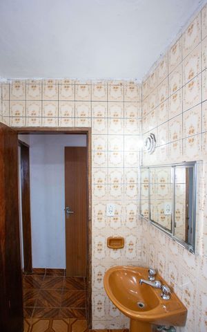 Casa à venda com 205m², 6 quartos e 2 vagasBanheiro da Casa 1