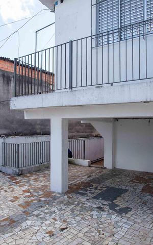 Casa à venda com 205m², 6 quartos e 2 vagasSacada Casa 2