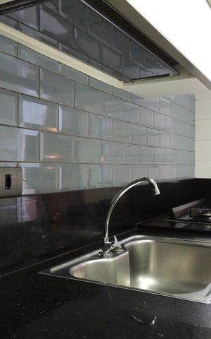 Casa de condomínio à venda com 103m², 3 quartos e 3 vagasCozinha - Armários