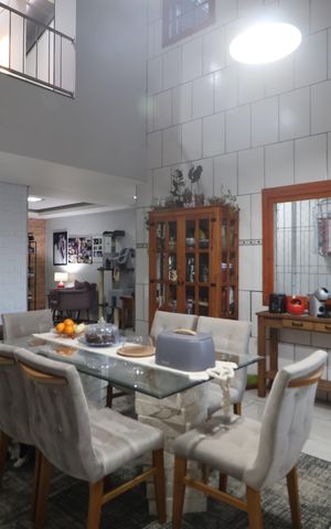 Casa à venda com 172m², 4 quartos e 4 vagasCozinha