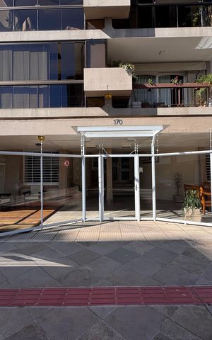 Apartamento à venda com 98m², 2 quartos e sem vaga Apartamento à venda com 98m², 2 quartos e sem vagaFachada