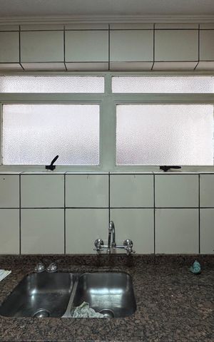 Apartamento à venda com 98m², 2 quartos e sem vaga Apartamento à venda com 98m², 2 quartos e sem vagaCozinha