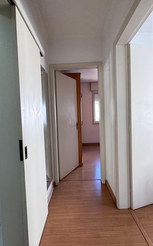 Apartamento à venda com 98m², 2 quartos e sem vaga Apartamento à venda com 98m², 2 quartos e sem vagaCorredor
