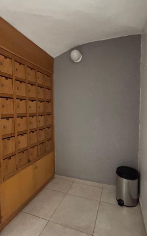 Apartamento à venda com 98m², 2 quartos e sem vaga Apartamento à venda com 98m², 2 quartos e sem vagaÁrea comum