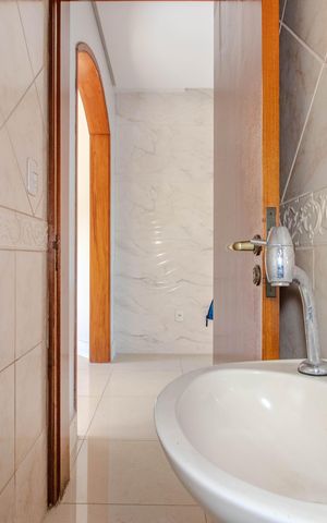Casa de condomínio à venda com 185m², 2 quartos e 3 vagas Casa de condomínio à venda com 185m², 2 quartos e 3 vagasLavabo da Sala