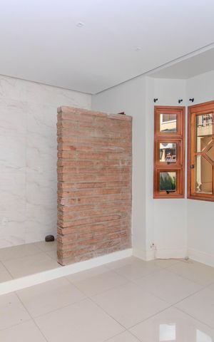 Casa de condomínio à venda com 185m², 2 quartos e 3 vagas Casa de condomínio à venda com 185m², 2 quartos e 3 vagasSala