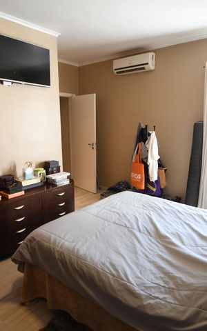 Casa de condomínio à venda com 192m², 3 quartos e 4 vagasQuarto 3 - Suíte