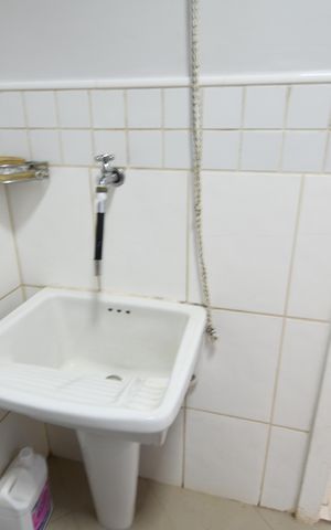 Casa de condomínio à venda com 192m², 3 quartos e 4 vagasÁrea de Serviço