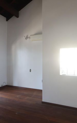 Casa para alugar com 600m², 5 quartos e 2 vagasQuarto 2